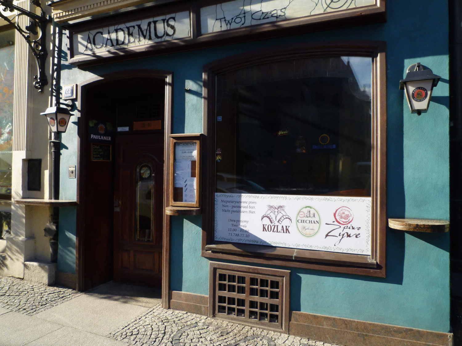 Academus Pub & Guest House Breslávia Exterior foto